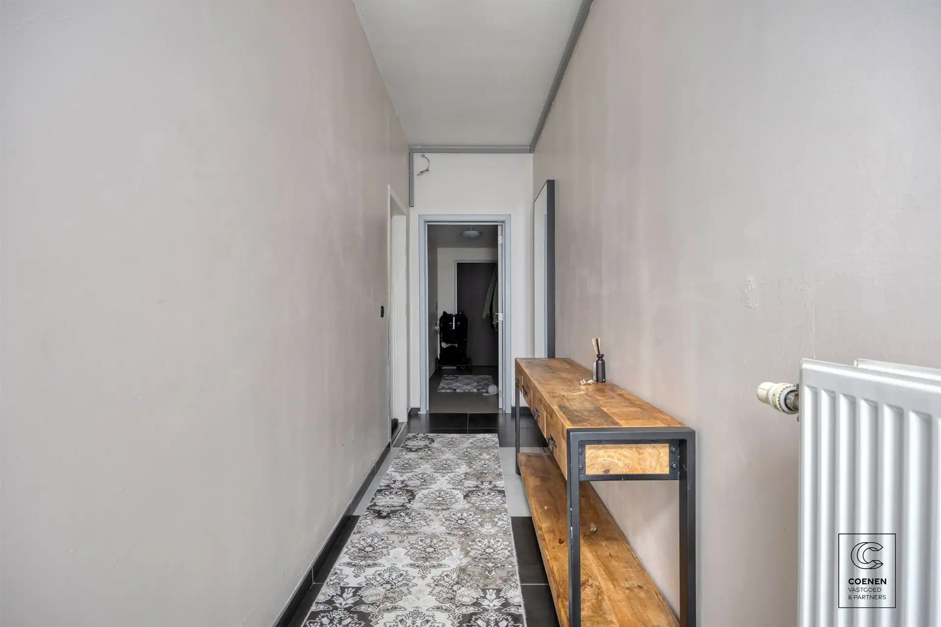 Ruime woning van 183 m² met 4 slpk's op uitstekende locatie! foto 18