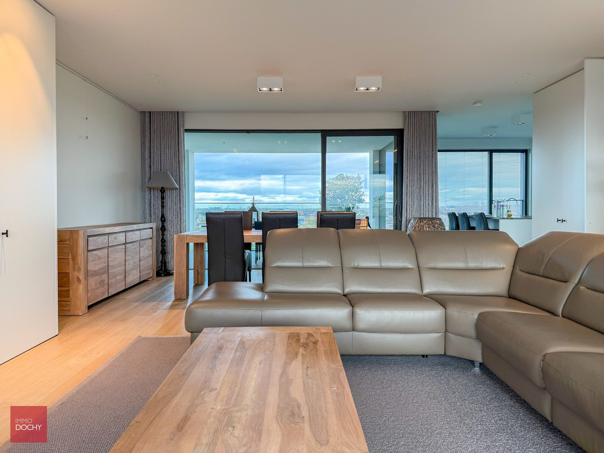 Uniek appartement op droomligging| Holstraat foto 6