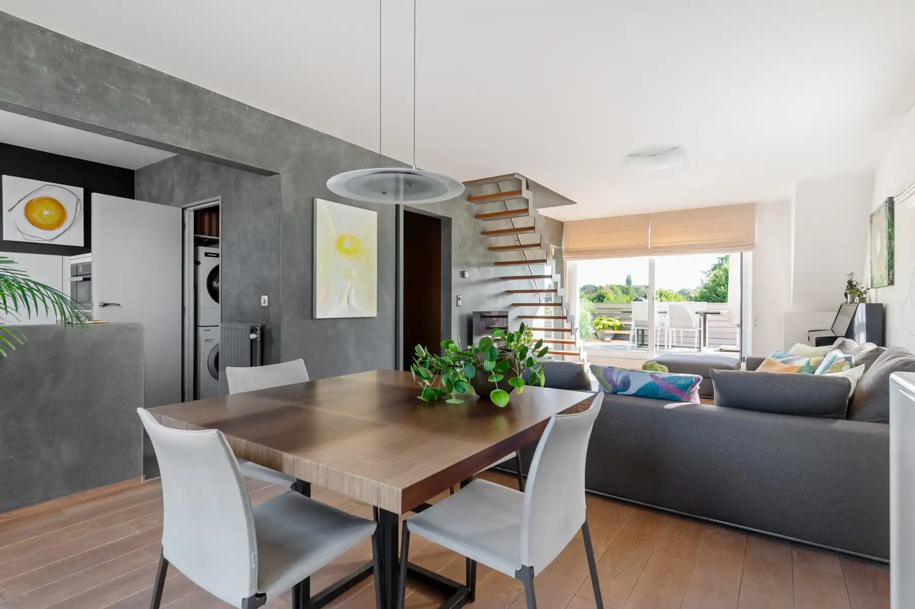 Instapklaar en energiezuinig duplex-appartement met zonnig terras en groen uitzicht foto 4