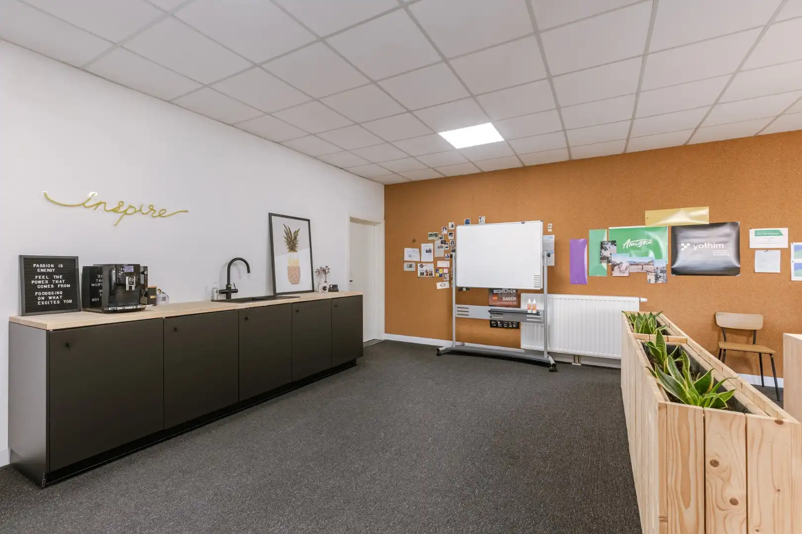 Commercieel gelegen kantoorgebouw  foto 10