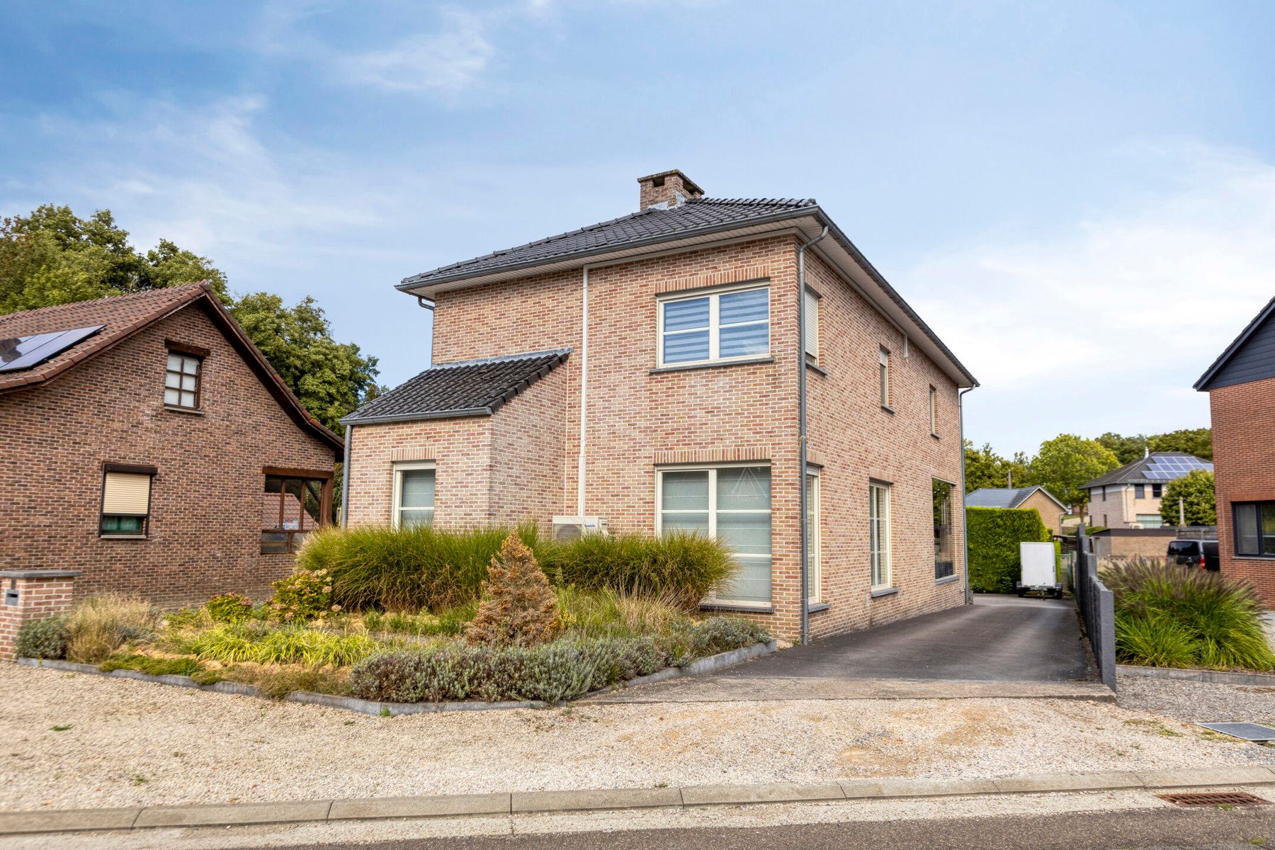 Vrijstaande en instapklare woning in Opoeteren foto {{pictureIndex}}