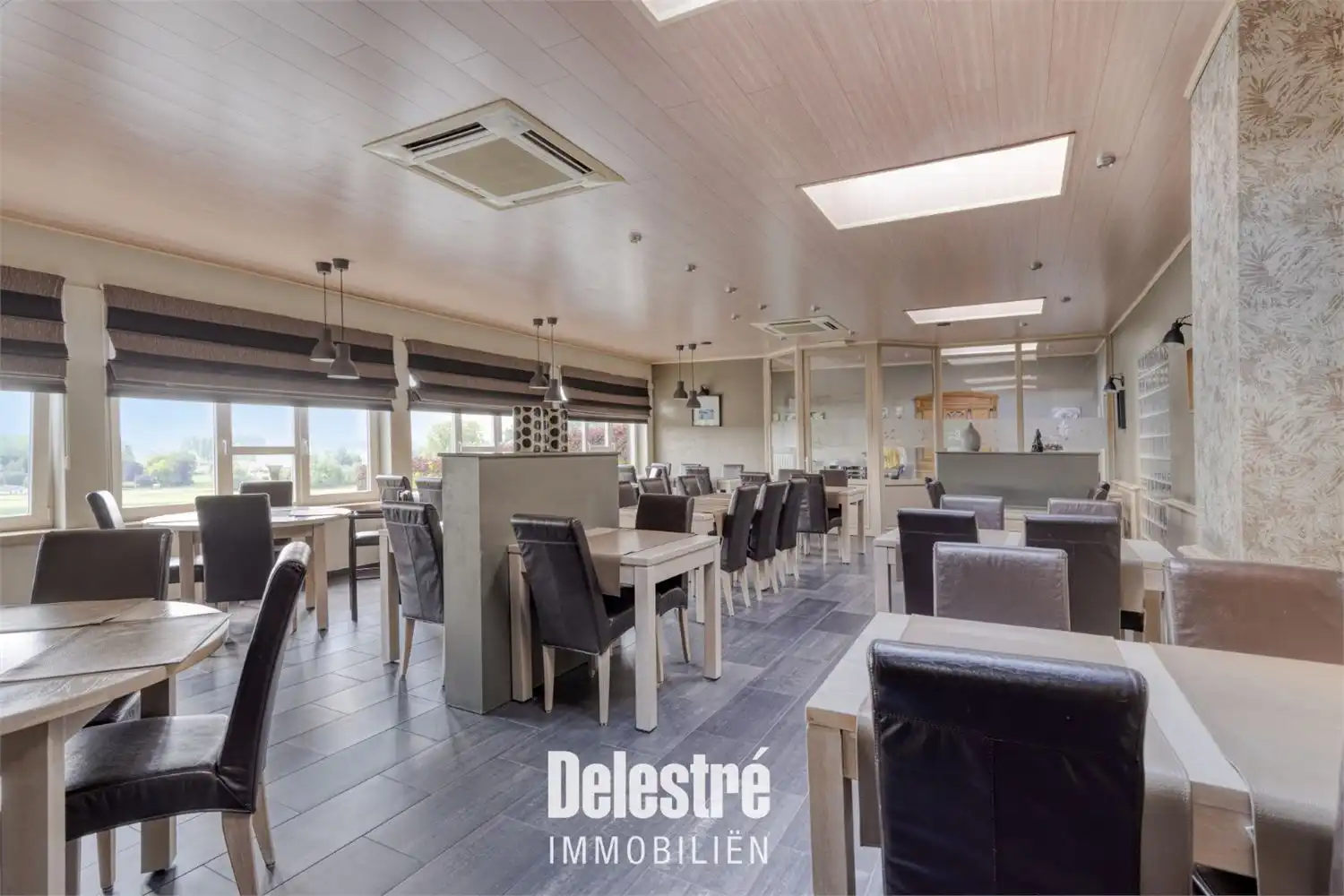 SOLIDE GEBOUW MET UITZONDERLIJKE OPP. 441 M2 foto 8