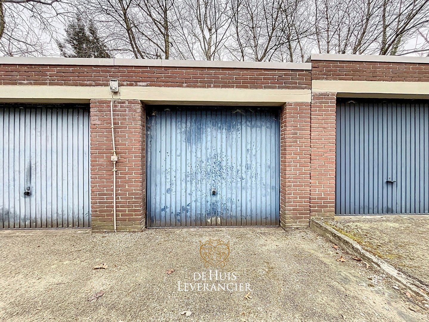 Gerenoveerd appartement met 2 slaapkamers, garagebox en berging te koop in Edegem foto 23
