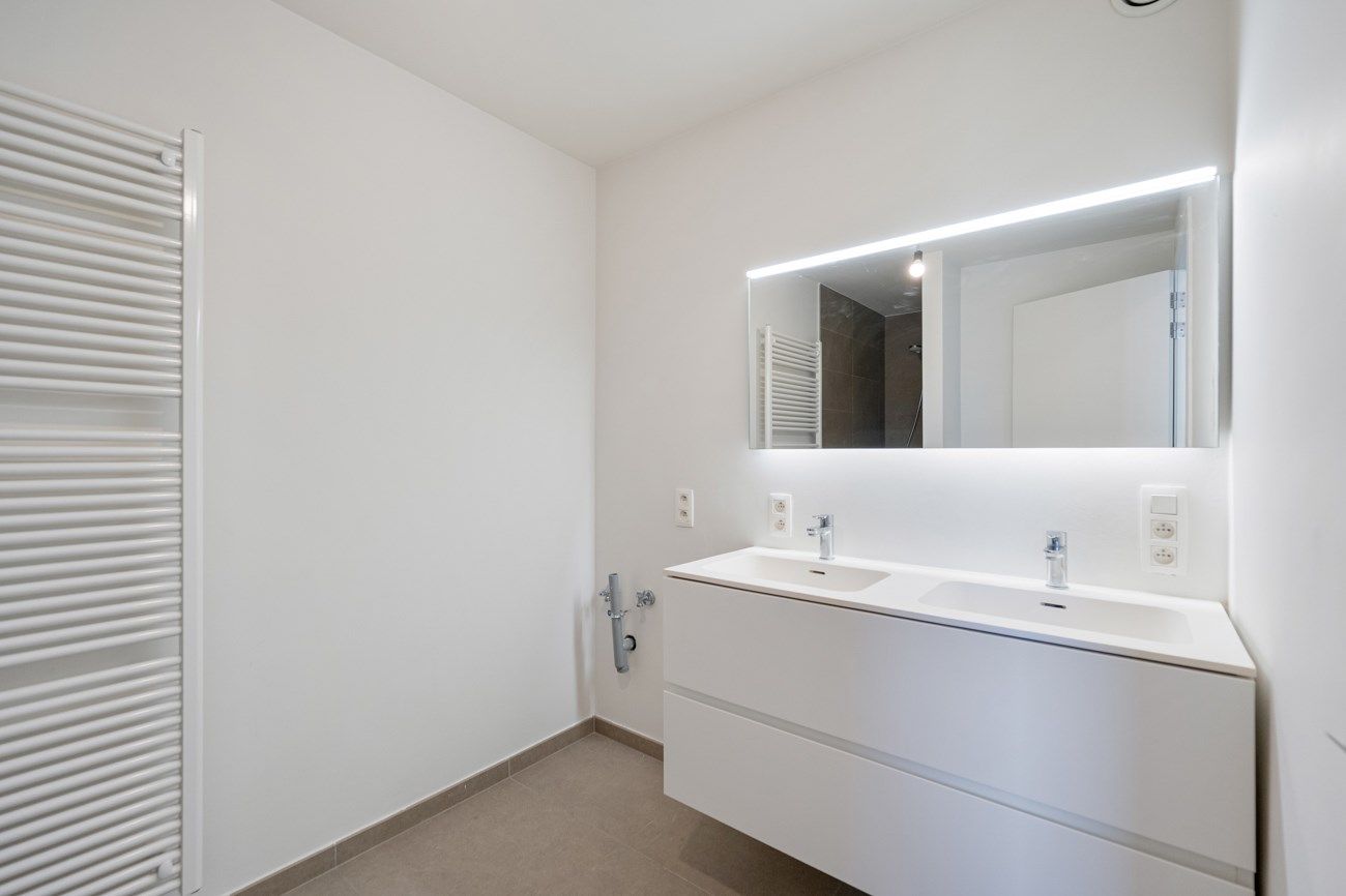 instapklaar 2 slaapkamerappartement op fietsafstand van UZ Jette, Brussel- en Wemmel centrum foto 13