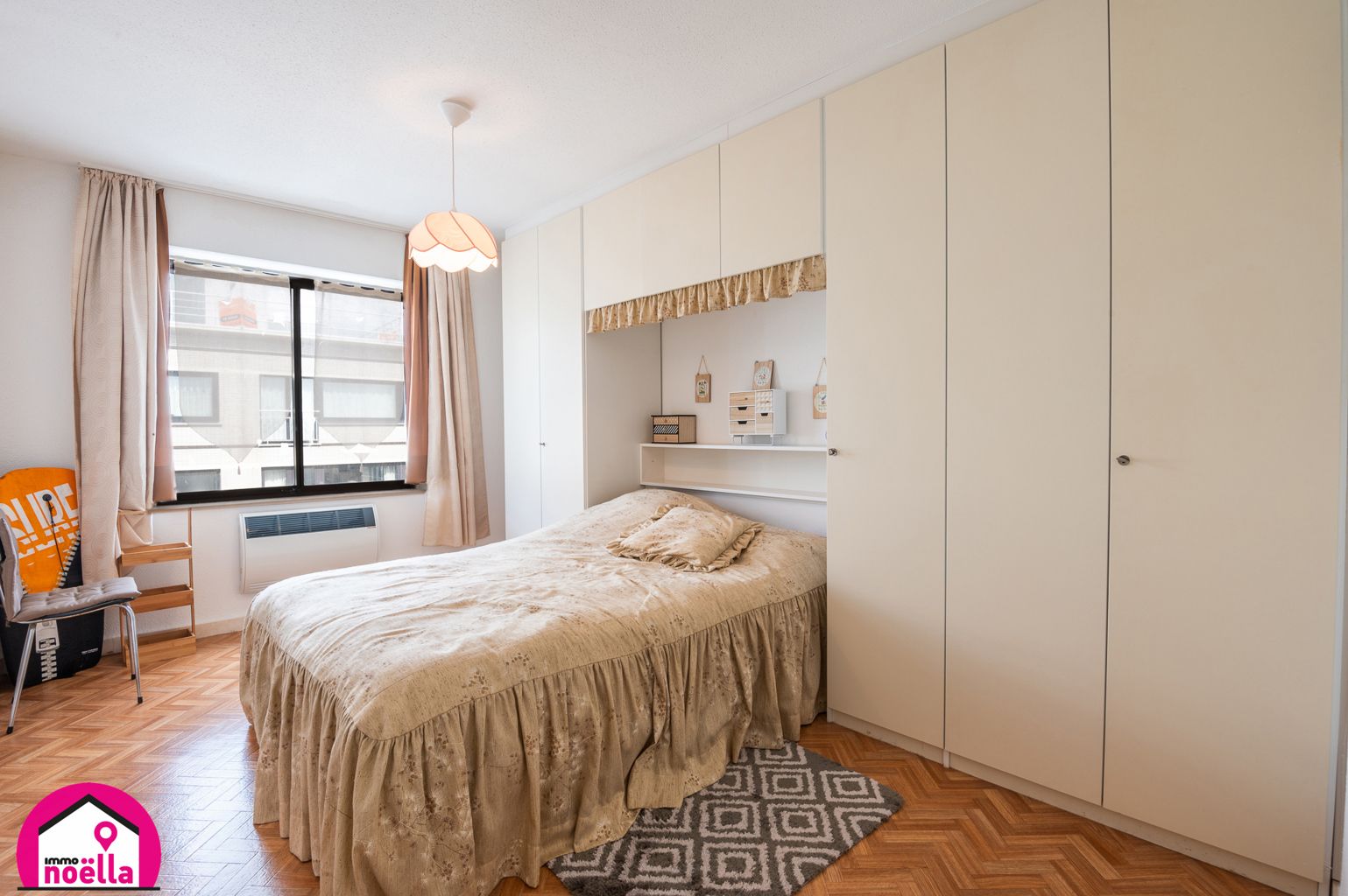 TE KOOP RUIM HOEKAPPARTEMENT MET 2 SLAAPKAMERS SINT IDESBALD foto 4