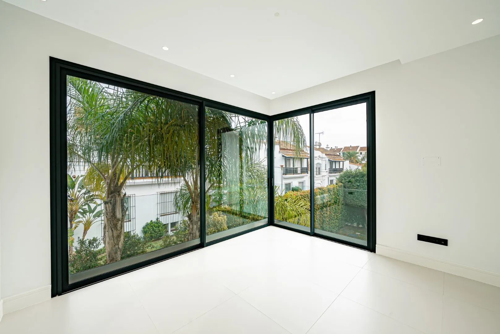 Leven op het hoogste niveau – riante villa aan de prestigieuze Golden Mile foto 20
