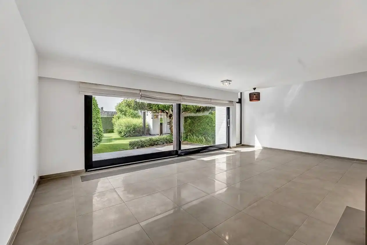 Ruime gezinswoning met 4 slpks te OLV-Lombeek foto 5