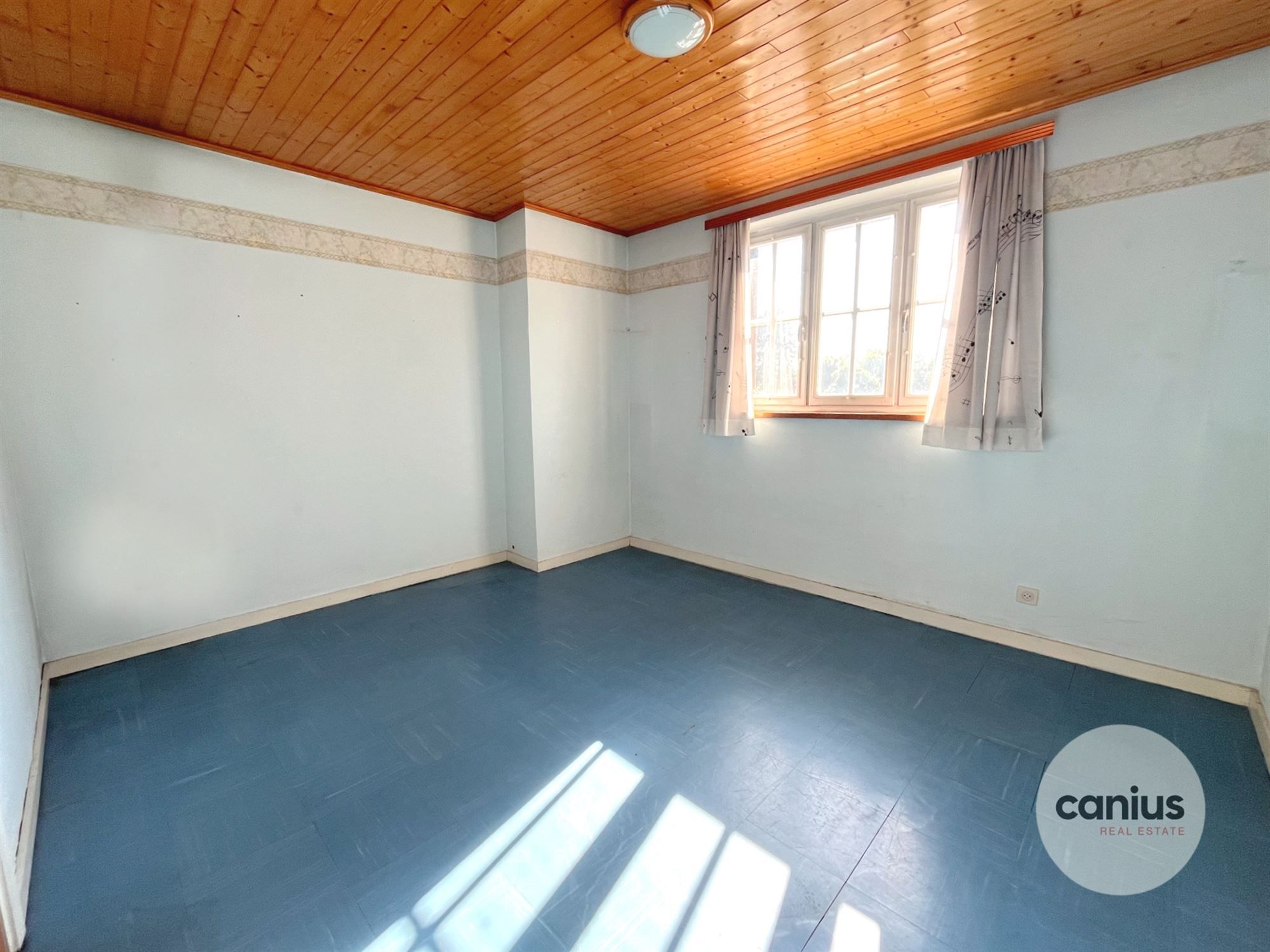 CHARMANTE WONING MET 4 SLKS, OP7A50CA NABIJ HET CENTRUM foto 14