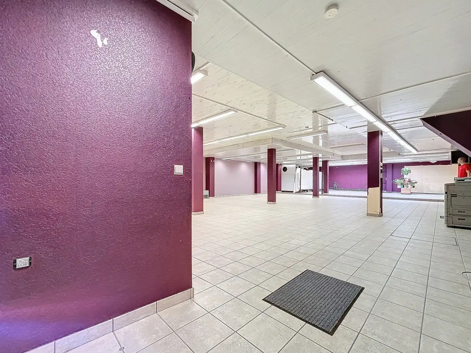 Opsplitsbare polyvalente gelijkvloers handelsruimte foto 3