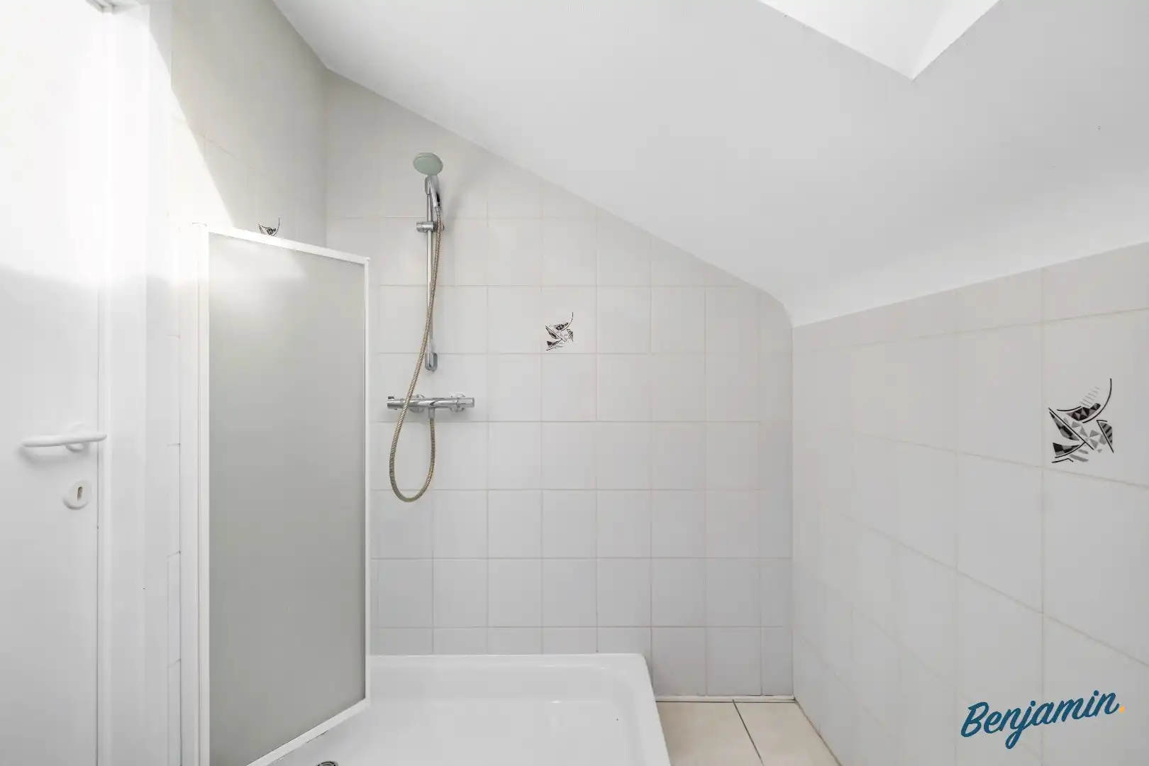 Dakappartement met 1 slaapkamer, berging en zonneterras in Dadizele-centrum foto 10