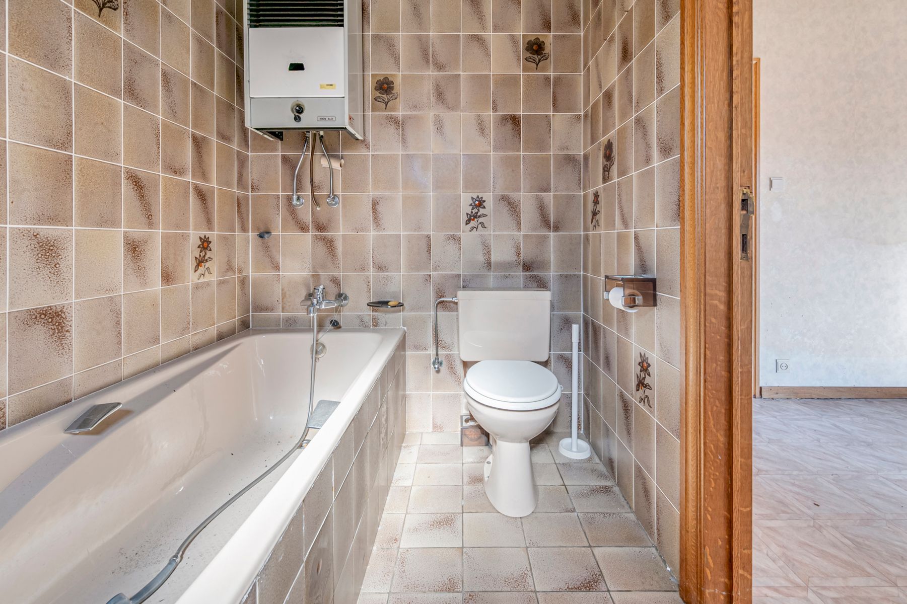 Zeer ruime woning met diverse mogelijkheden foto 16