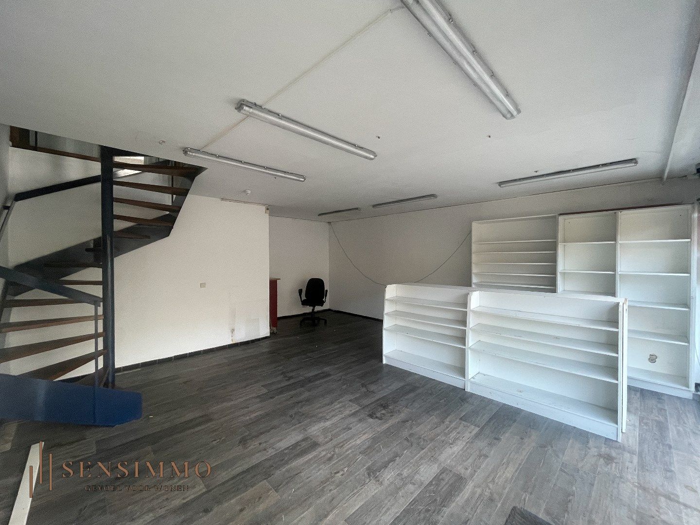 Twee eenheden bestaande uit appartement met duplex handelspand te centrum Genk! foto 16