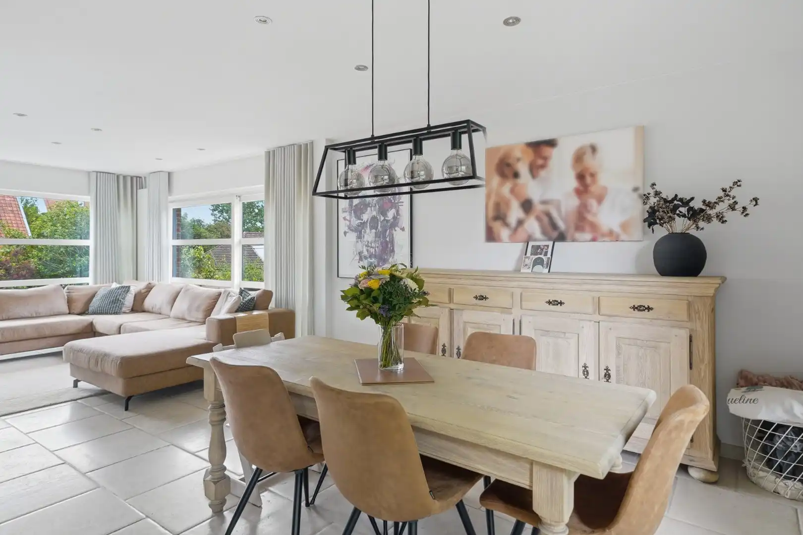 Duplex-appartement van 165 m² met garage, carport en zonnig terras in de Vicognewijk foto 7