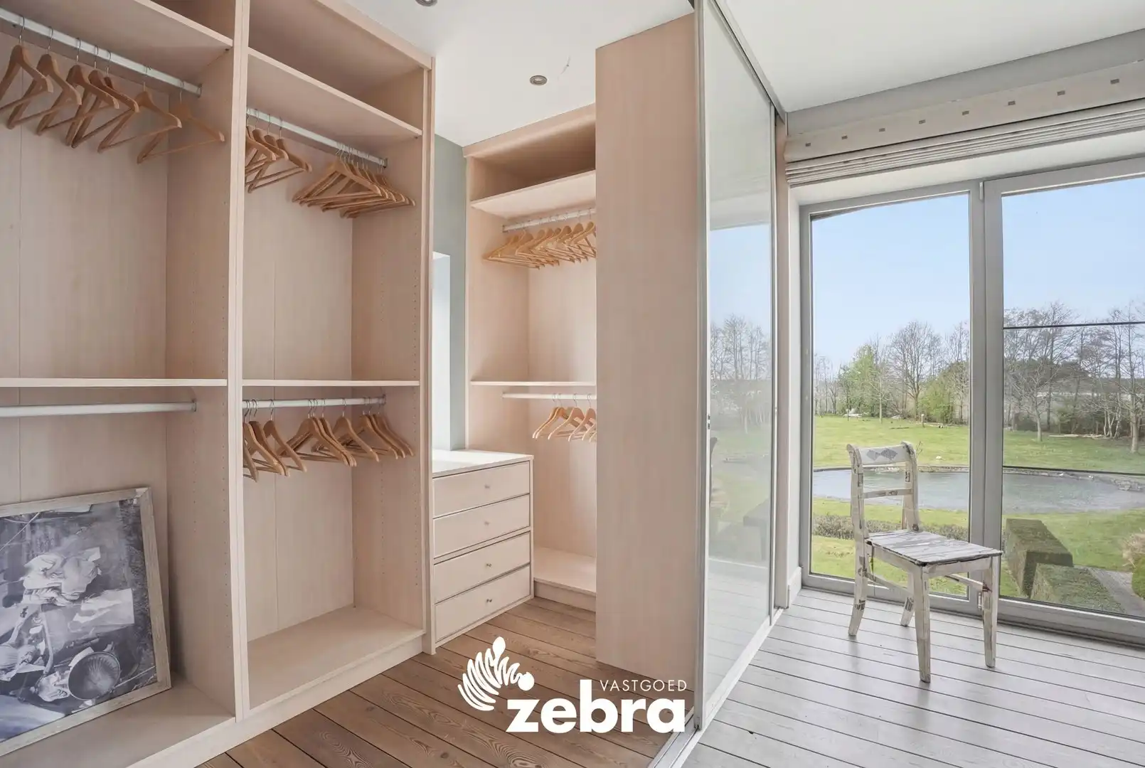 Ruime villa op een prachtig perceel van 11.110m² in groene omgeving! foto 33