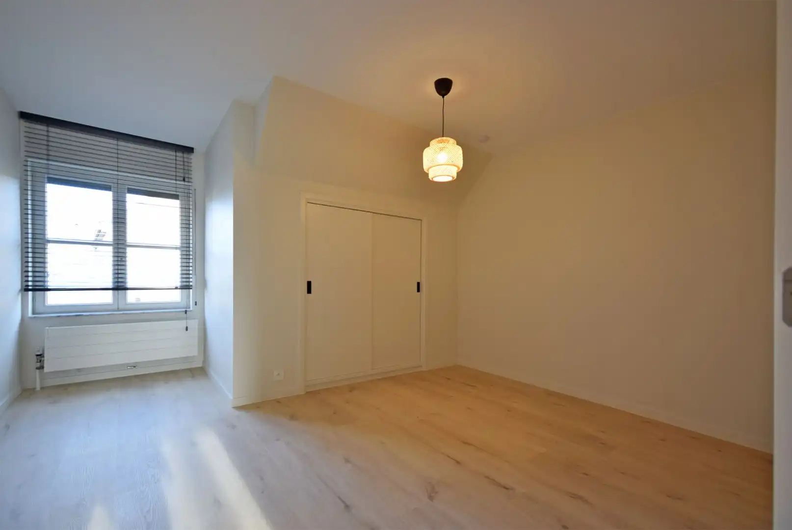 Recent gerenoveerde woning met drie slaapkamers en tuin  foto 7