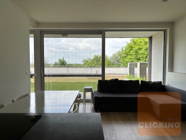 GEMEUBELD APP 1 SLAAPKAMER met tuintje foto 2