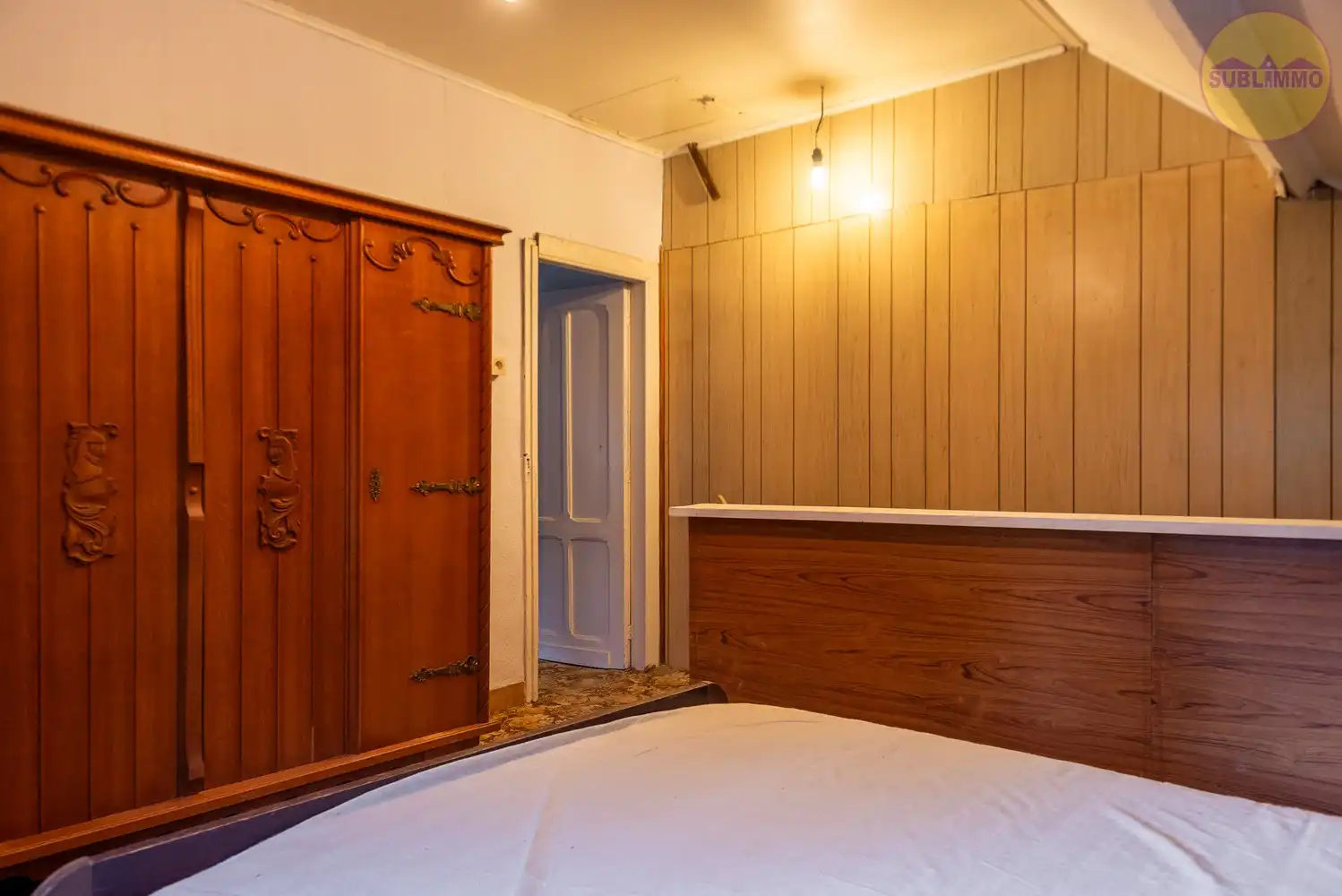 Charmante halfopen bebouwing op idyllische bosrijke locatie – uniek renovatieproject foto 22