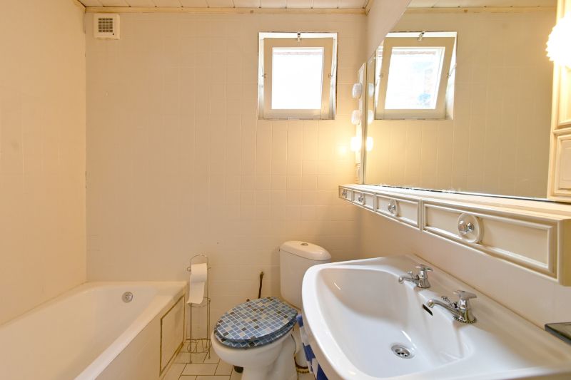 Klassieke woning met 4 slaapkamers foto 8