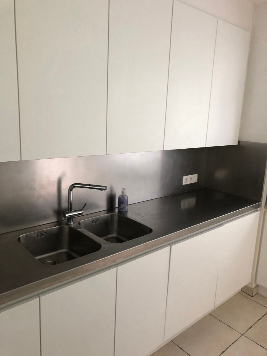 Rustig gelegen, energiezuinige halfopen woning met 4 slkrs foto 11