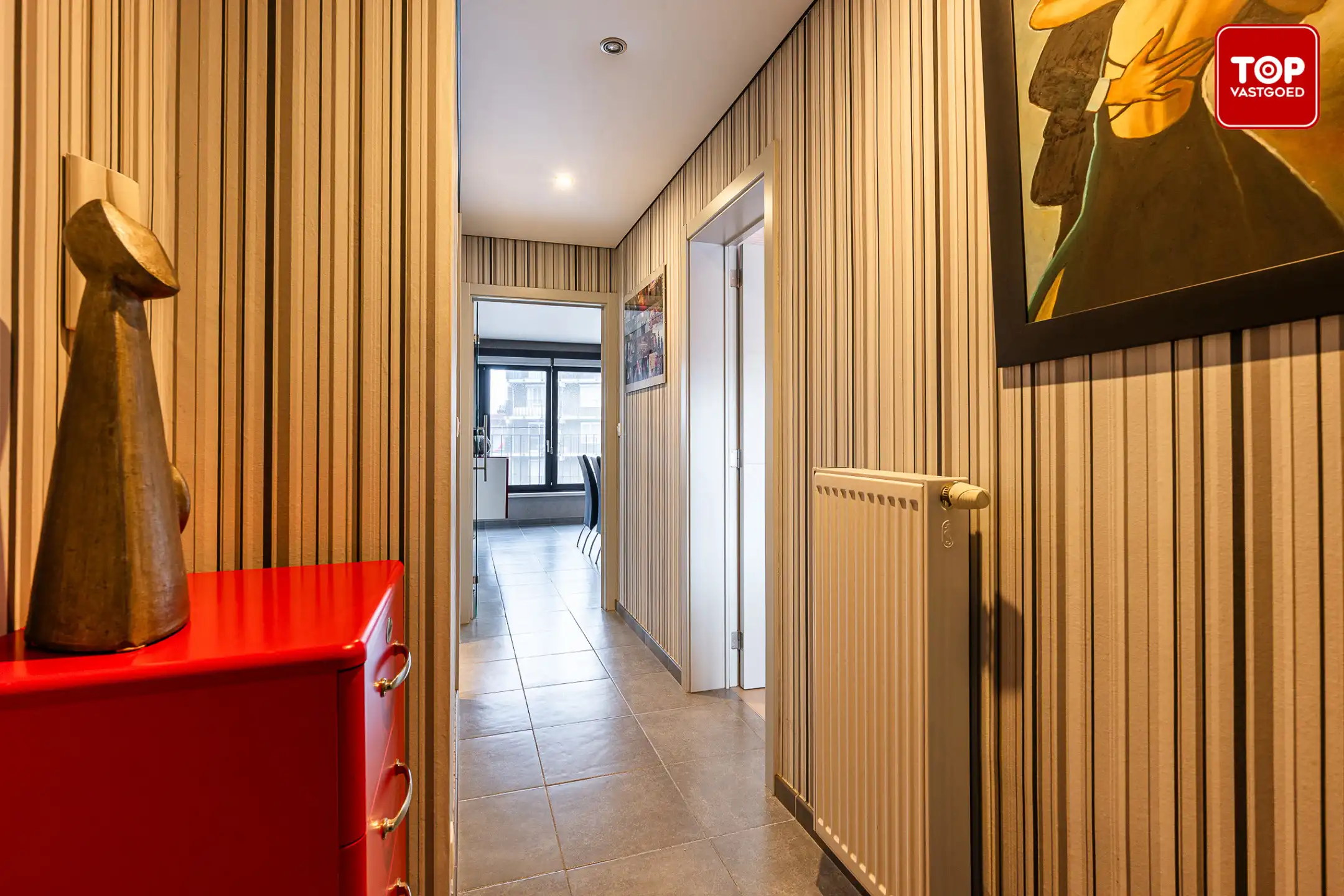 Lichtrijk 2-slaapkamer appartement met garage in centrum Deinze foto 12