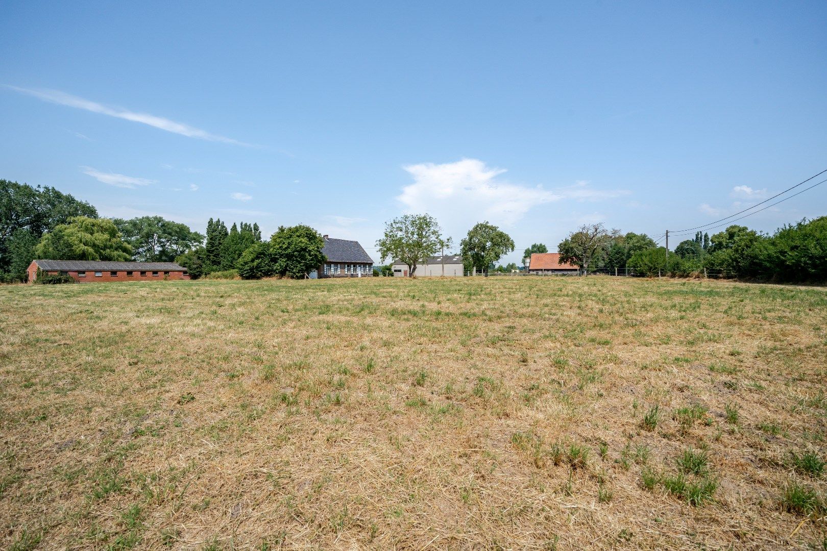 Karaktervolle hoeve met rustieke elementen. Aankoop tot domein van 4 hectare. foto 9