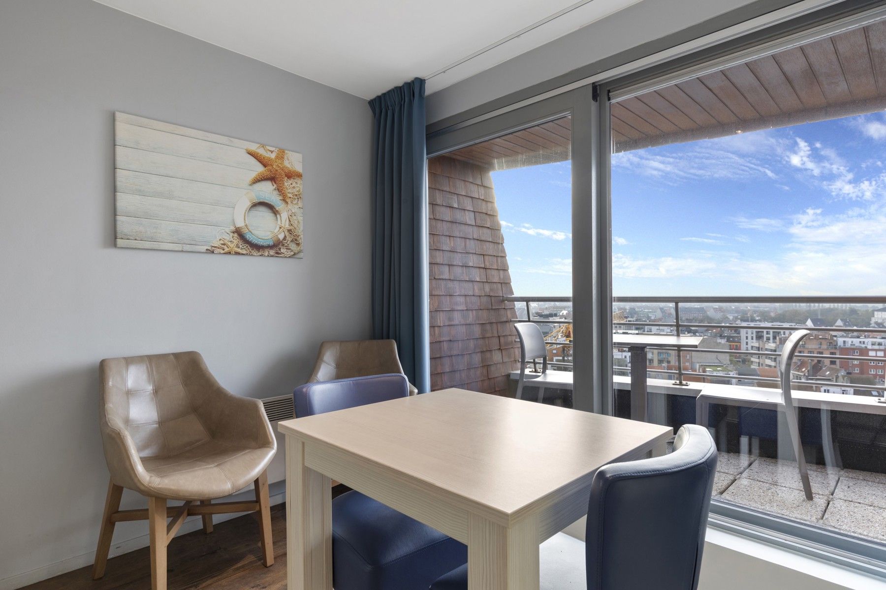 Instapklare studio met zeezicht op toplocatie! foto {{pictureIndex}}
