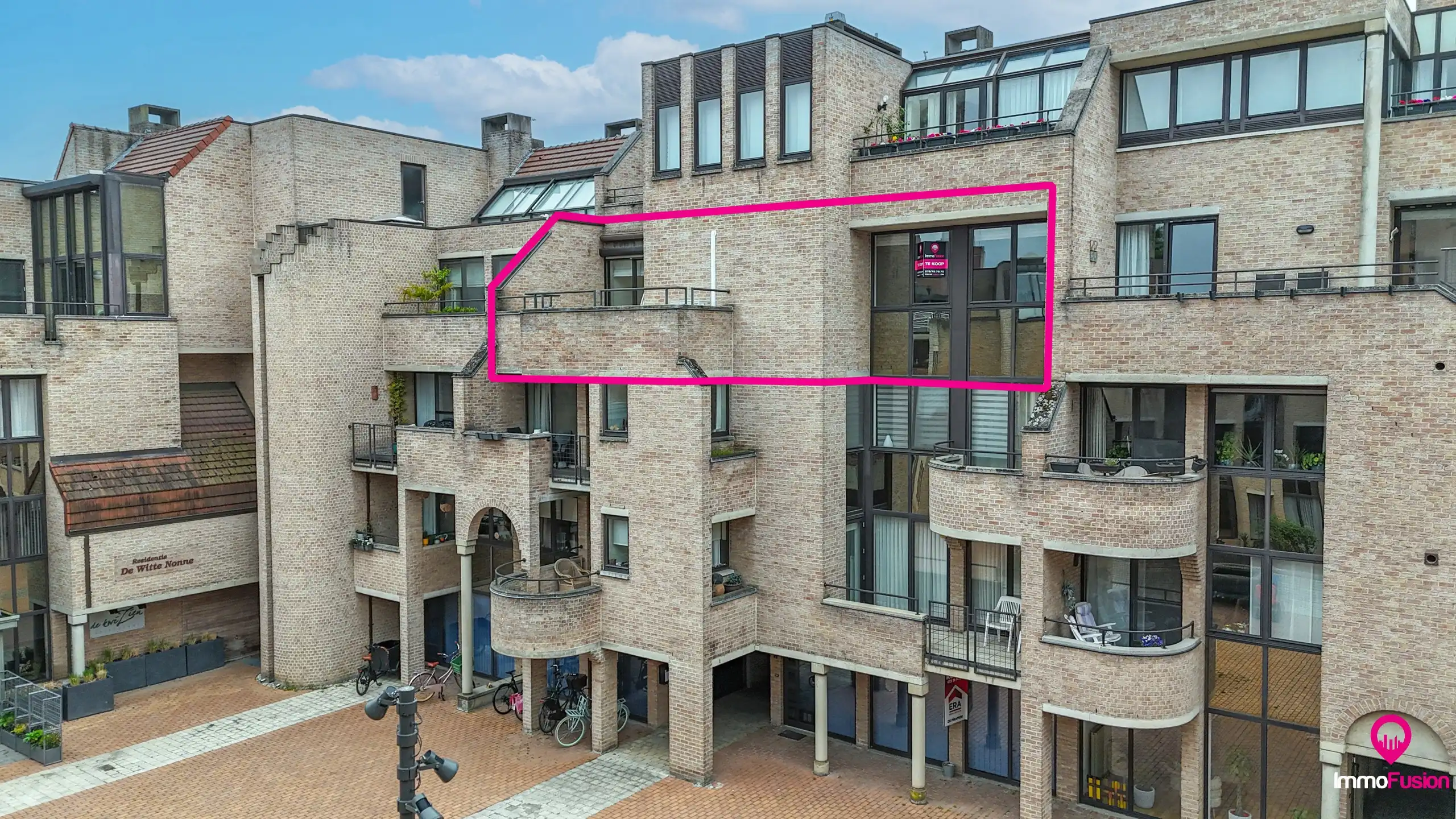 Uitzonderlijk appartement met 3 slaapkamers en 3 terrassen! foto {{pictureIndex}}