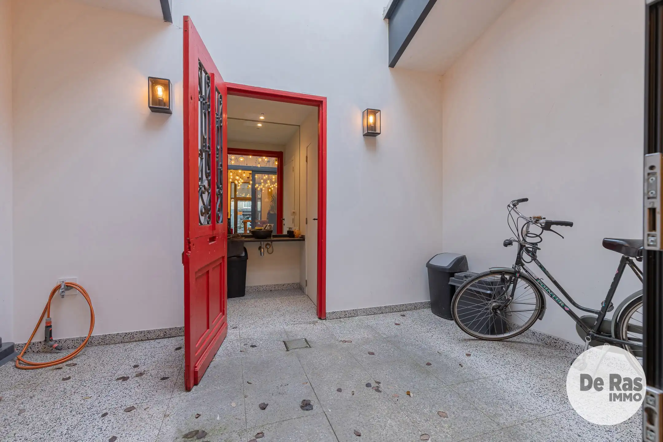 AALST - Kantoorruimte met vernieuwd appartement in centrum foto 30