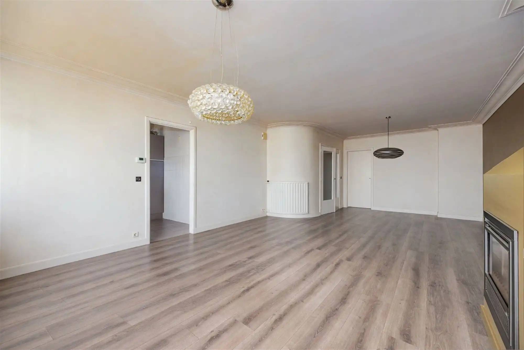 Ruim 2 Slaapkamer Appartement te Merksem foto 5