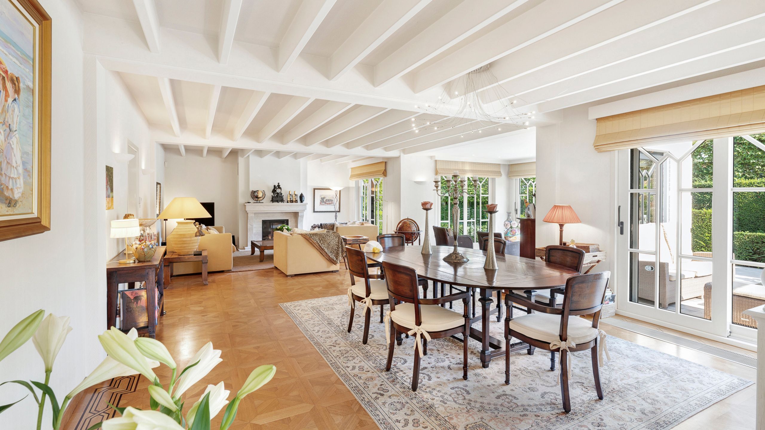 Alleenstaande villa in een rustige, residentiële wijk... foto 6