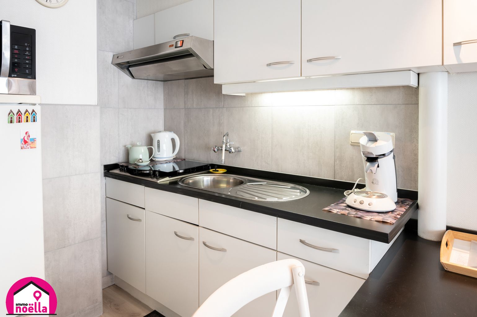 TE KOOP 2 SLAAPKAMER APPARTEMENT MET ZIJDELINGS ZEEZICHT! foto 9