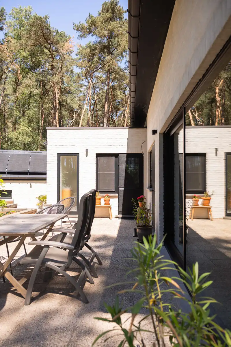 Buitenkans: gerenoveerde topwoning op prachtig perceel van 2.290 m² foto 25
