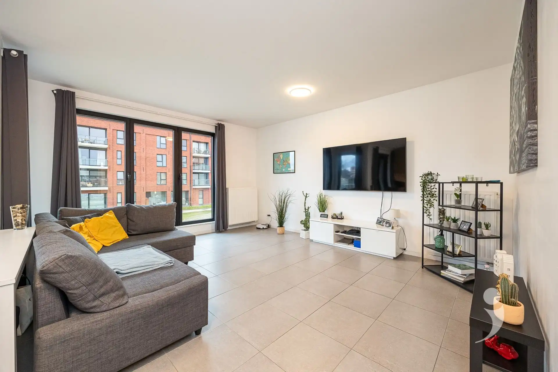 Appartement met 2 slaapkamers aan station foto 3