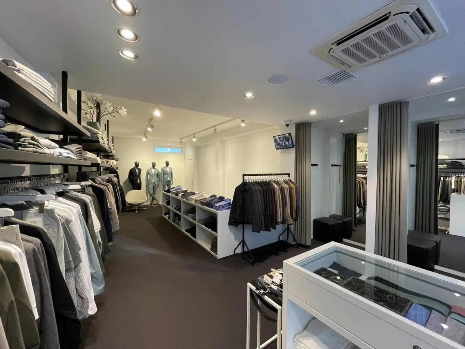 Exclusieve handelsruimte te huur in het hart van Hasselt foto 13