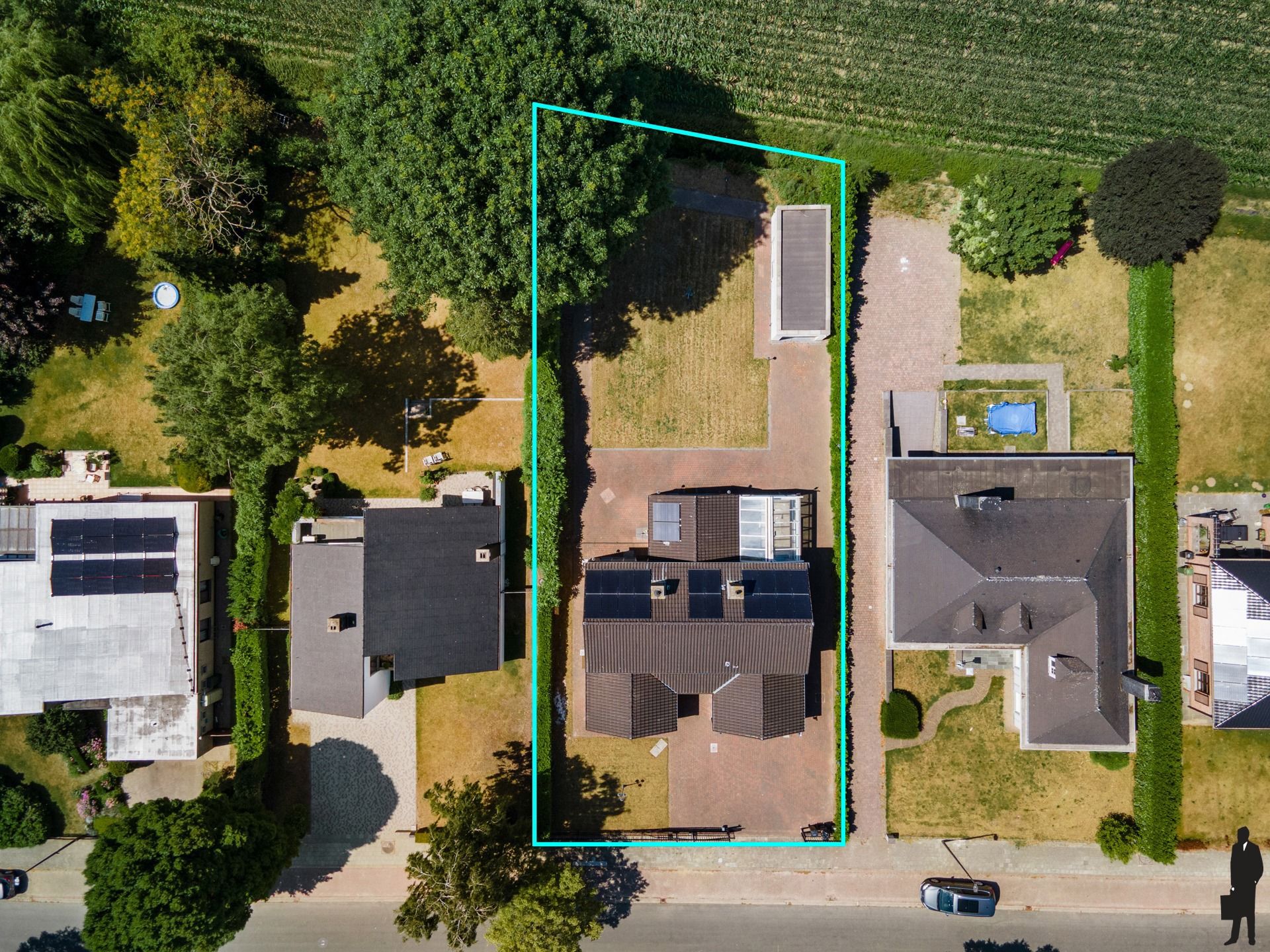 Exclusieve, gerenoveerde villa in rustige buurt foto 25