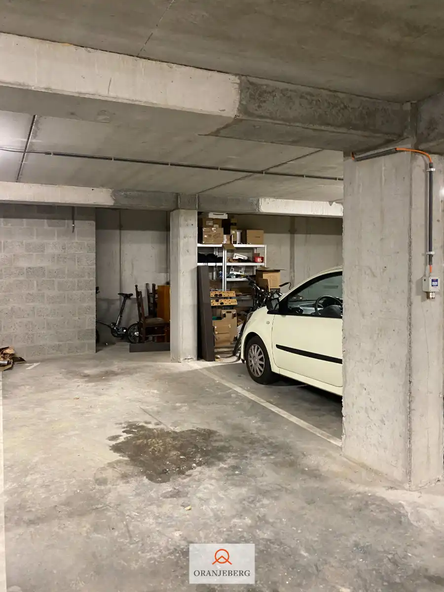 Autostaanplaats nabij Ekkergem foto 5