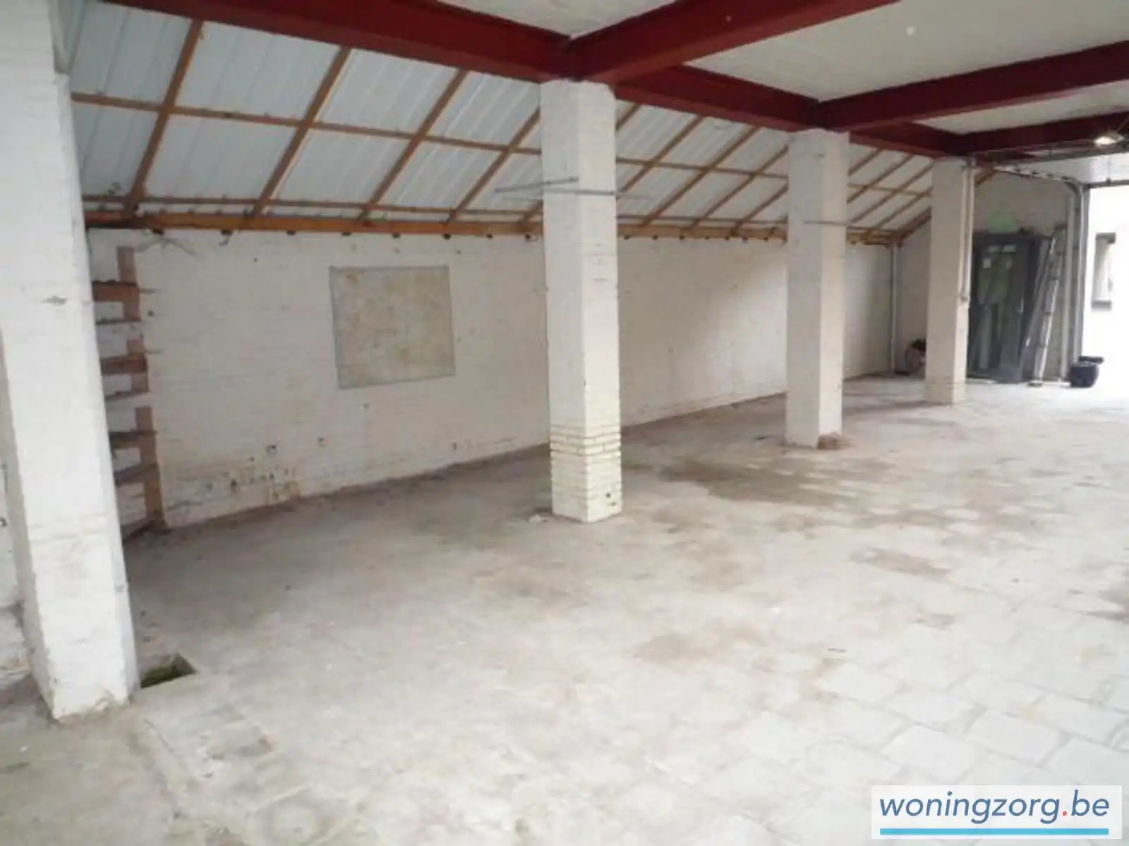 Commerciële ruimte te huur foto 2