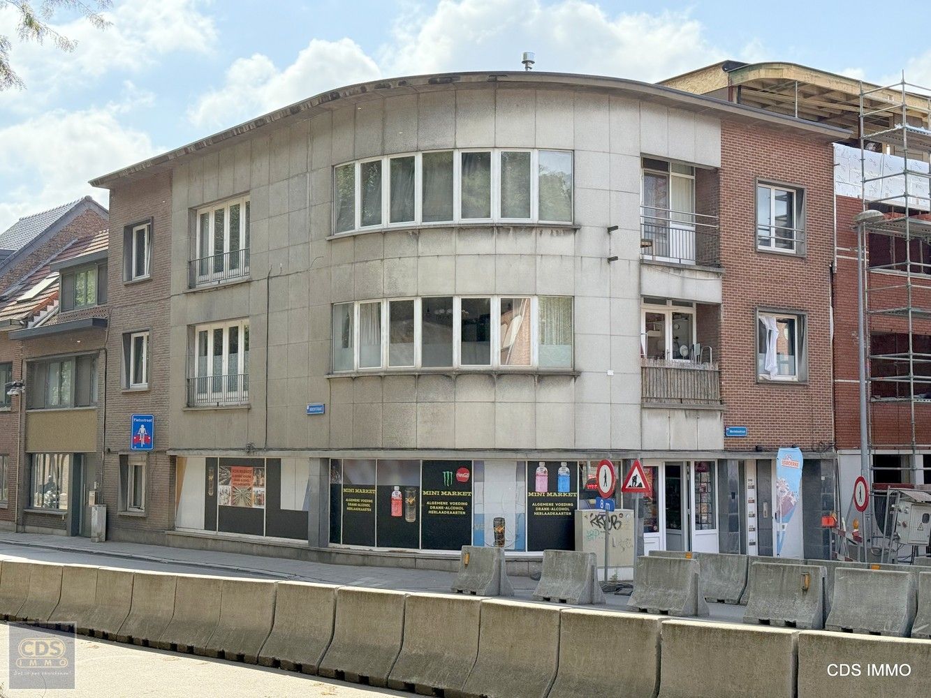 ()=>{if(producerUpdateValueVersion(node),producerAccessed(node),node.value===ERRORED)throw node.error;return node.value} Mechelsestraat 200 - 3000 Leuven