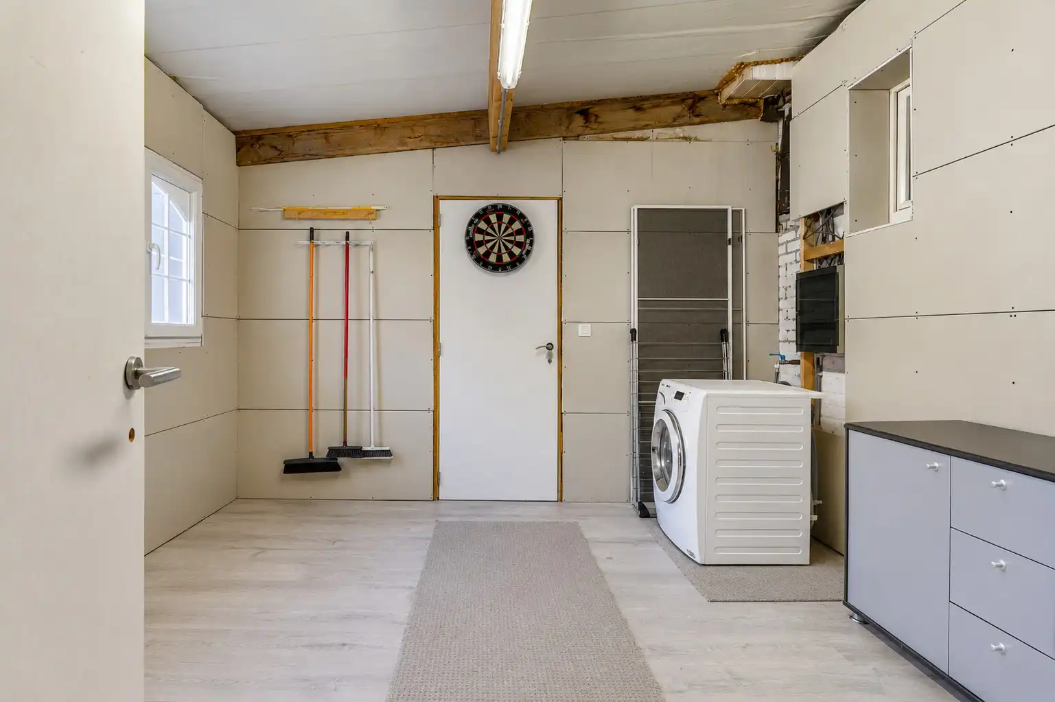 Gezinswoning met drie slaapkamers, garage en aangename buitenruimtes in het landelijke Opheers. foto 21