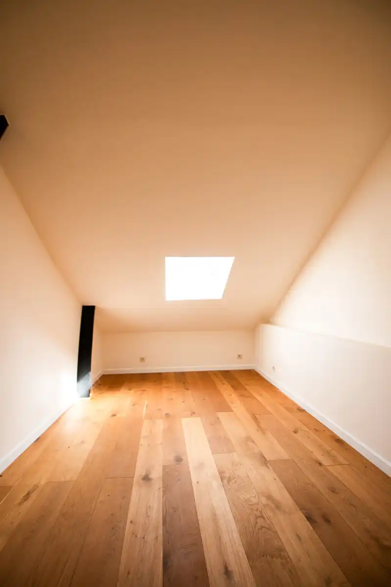 Prachtig gerenoveerde woning voor gemengd gebruik. foto 36