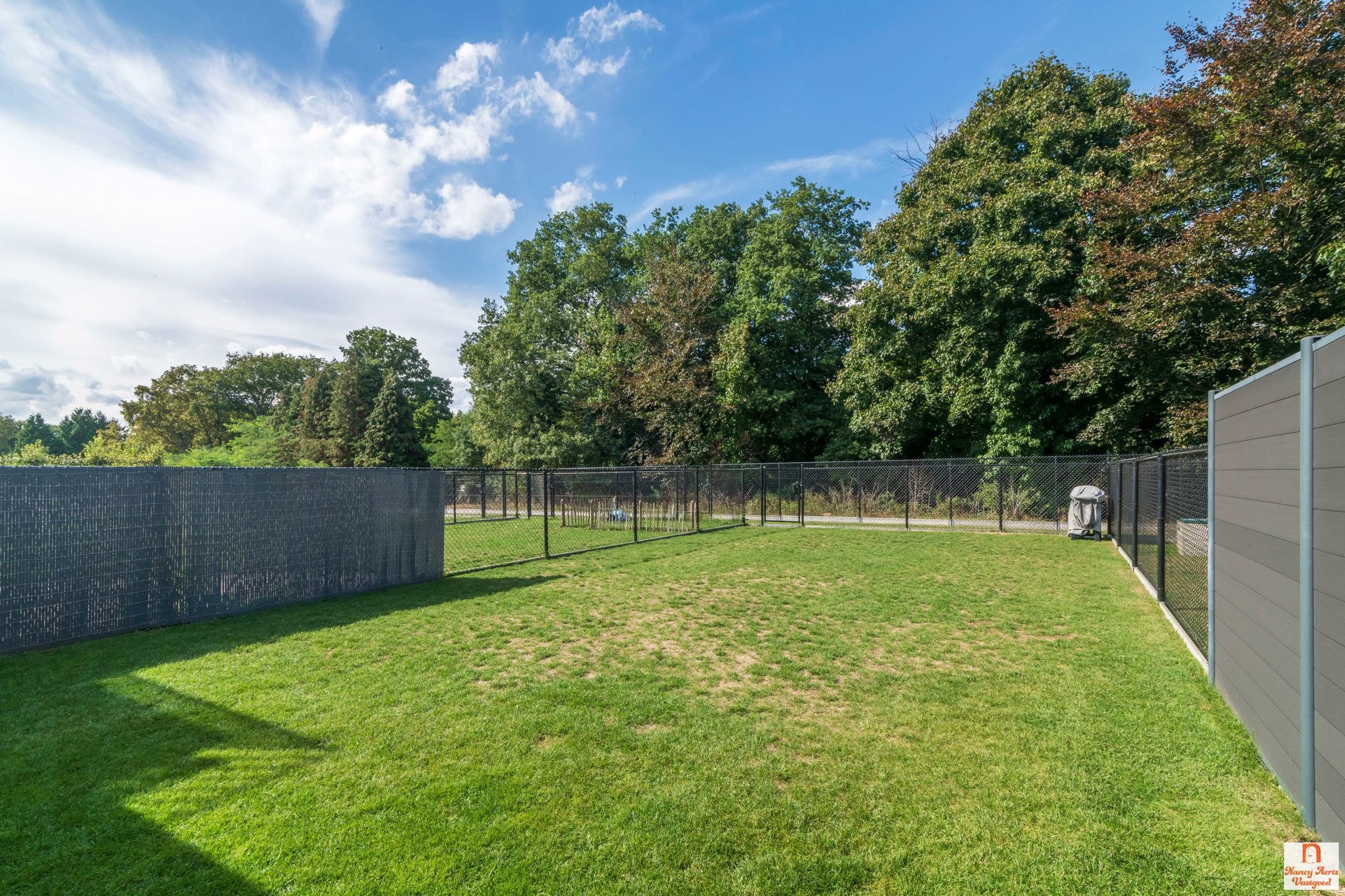 Gelijkvloers appartement met private tuin in Helchteren foto 27