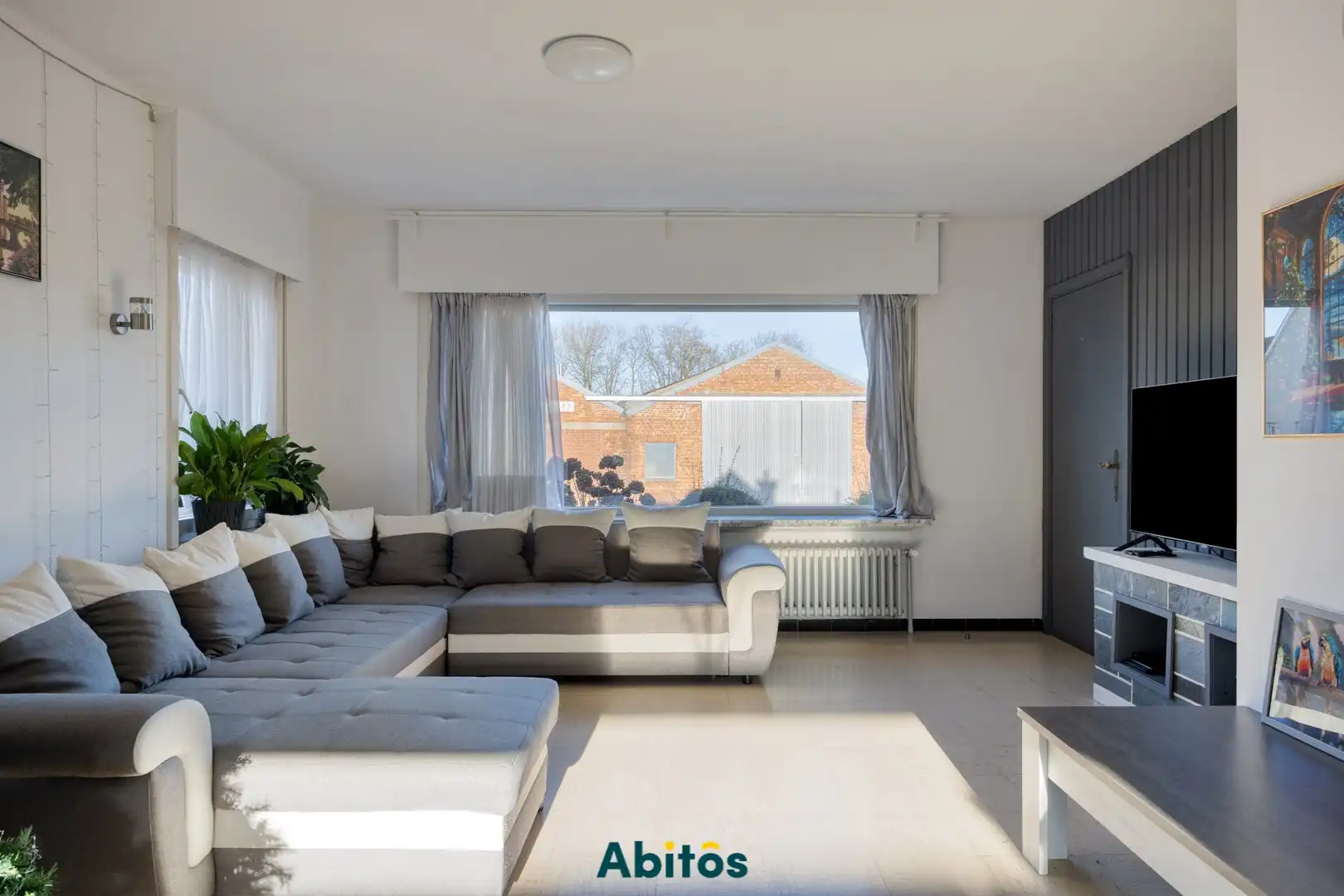 Halfopen woning met ruime opslagruimte foto 7