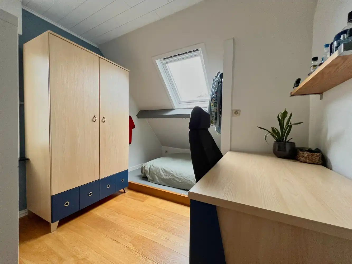 Unieke, karaktervolle woning (4 slpks) met tuin (750m²) foto 17