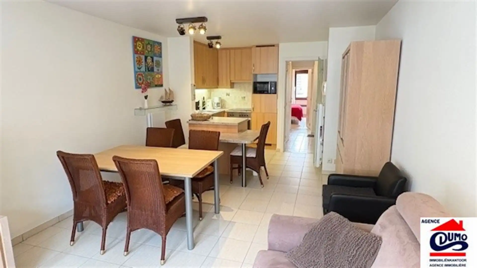 Instapklaar appartement met 2 slpk, lateraal zeezicht foto 6