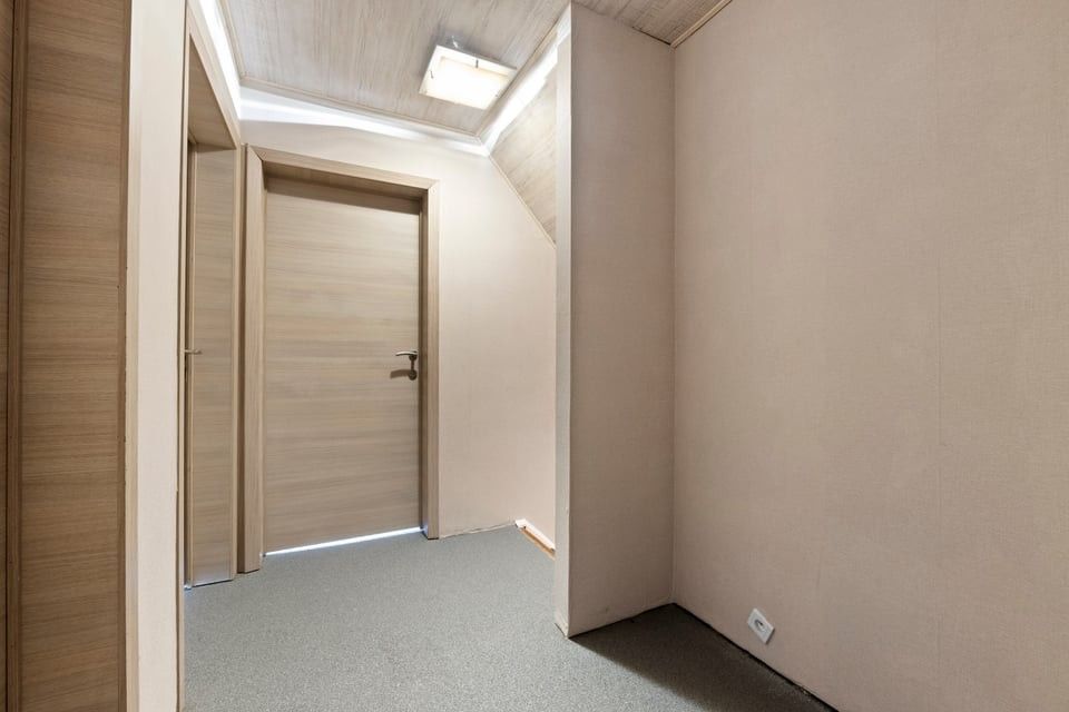 UITZONDERLIJKE OPEN BEBOUWING MET VEEL RUIMTE EN LICHT, OOK GESCHIKT ALS KANGEROEWONING foto 22