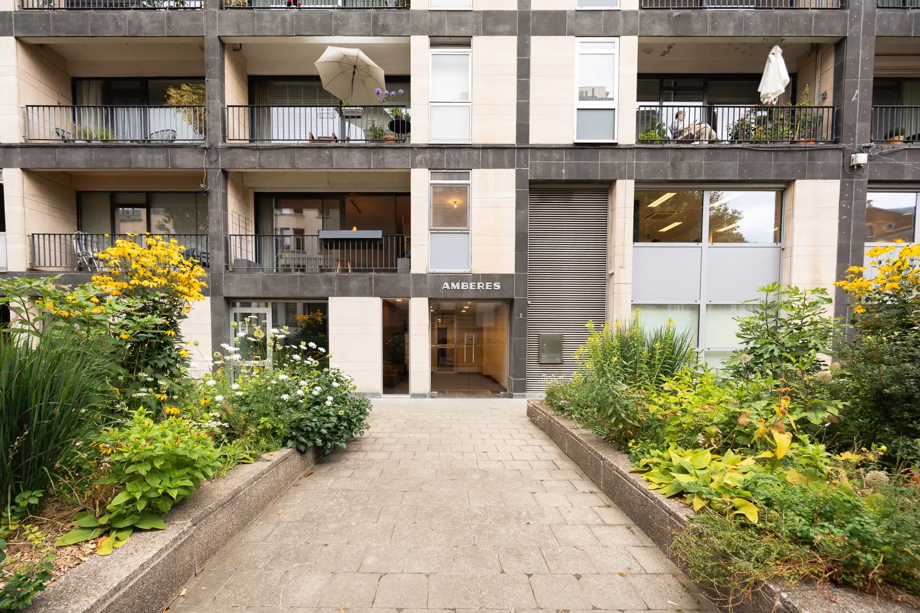 Lichtrijk en energiezuinig appartement met terras foto 20