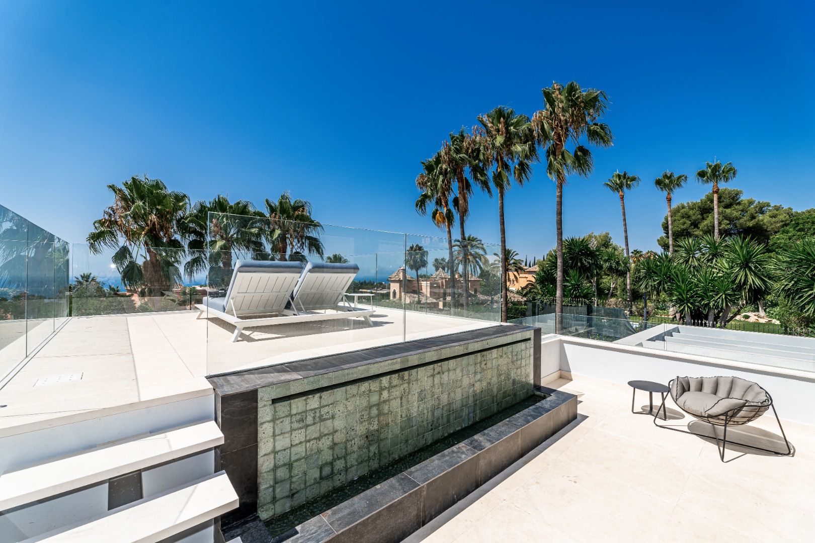 Stijlvol wonen op de beste locatie ! foto 6