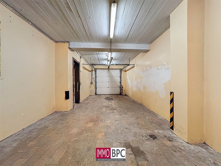 Karaktervolle ruime  woning met 3 slp , bureau,  tuin en garage   foto 30