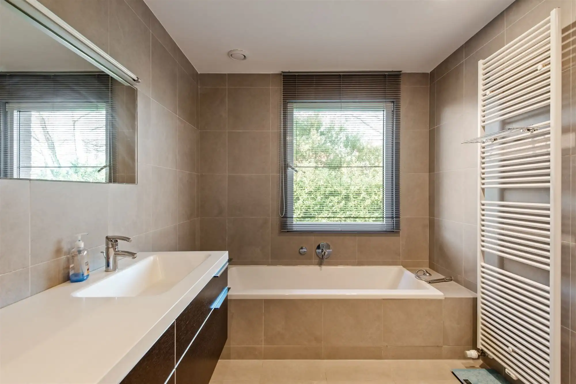 Exclusieve energiezuinige vrijstaande villa te Wilrijk foto 23