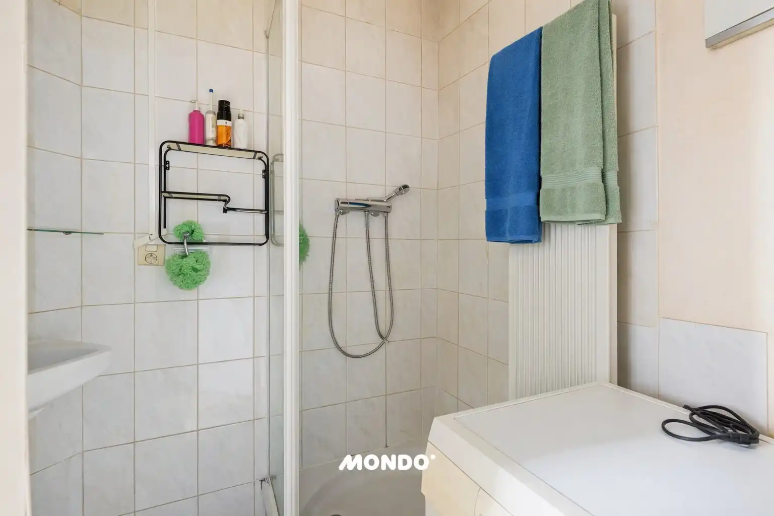 Kleinschalig appartementsgebouw met 2 appartementen en garage! foto 18